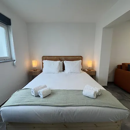 Nest- Walk To The Apartman Estoril